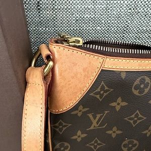 Authentic LV oden purse - Retired